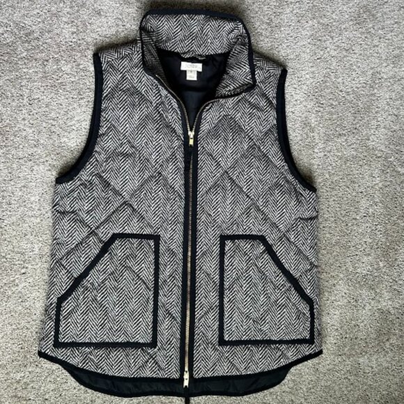 J. Crew Jackets & Blazers - J. Crew Quilted Vest